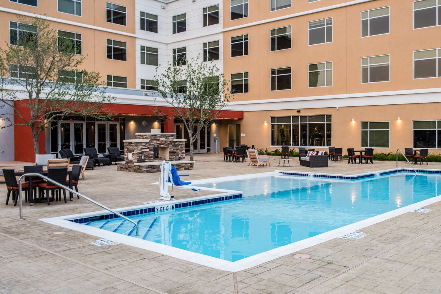 Cambria Hotel McAllen Convention Center 40/40