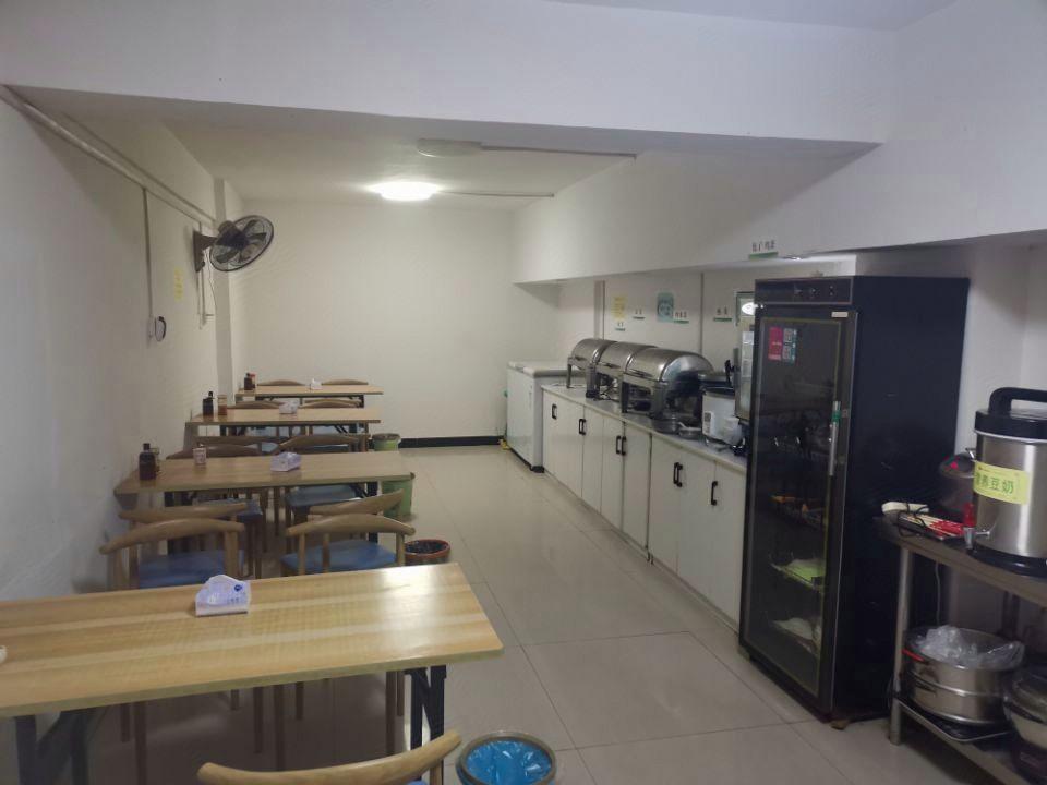 Thank Inn Plus Hotel Henan Kaifeng Tongxu county Renmin Road 18/23