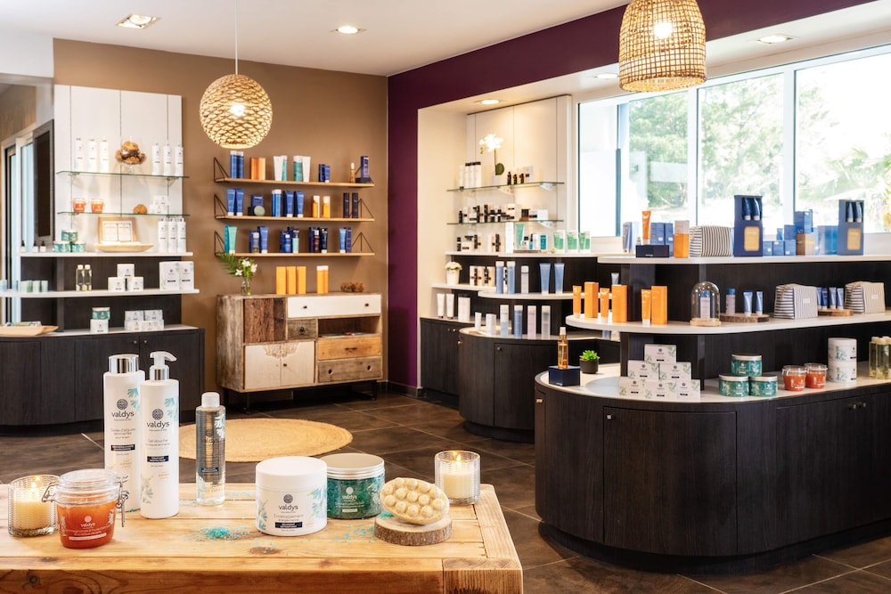 Hotel Valdys Thalasso & Spa - les Pins 34/50