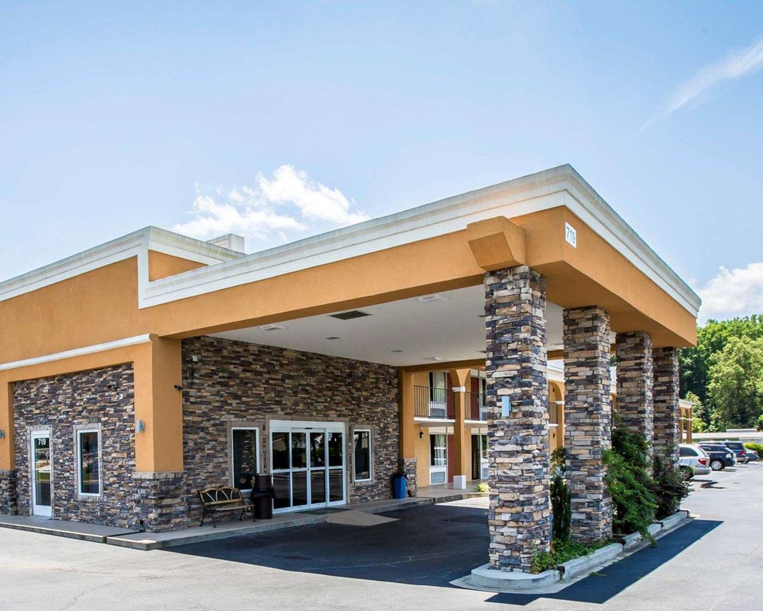 Quality Inn Greenwood Hwy 25 5/49
