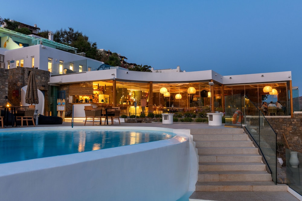 Panormos Village Seaside Resort 2/81