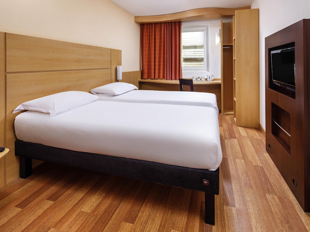 ibis Bristol Centre 18/50