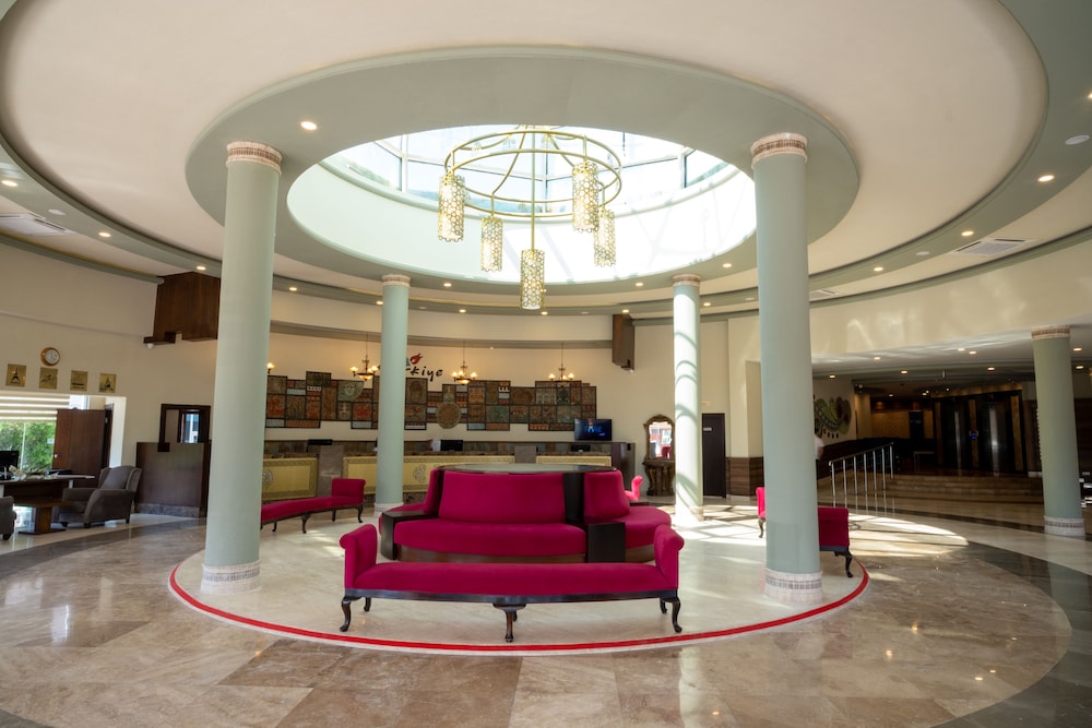 Fore Resort & Spa 12/57