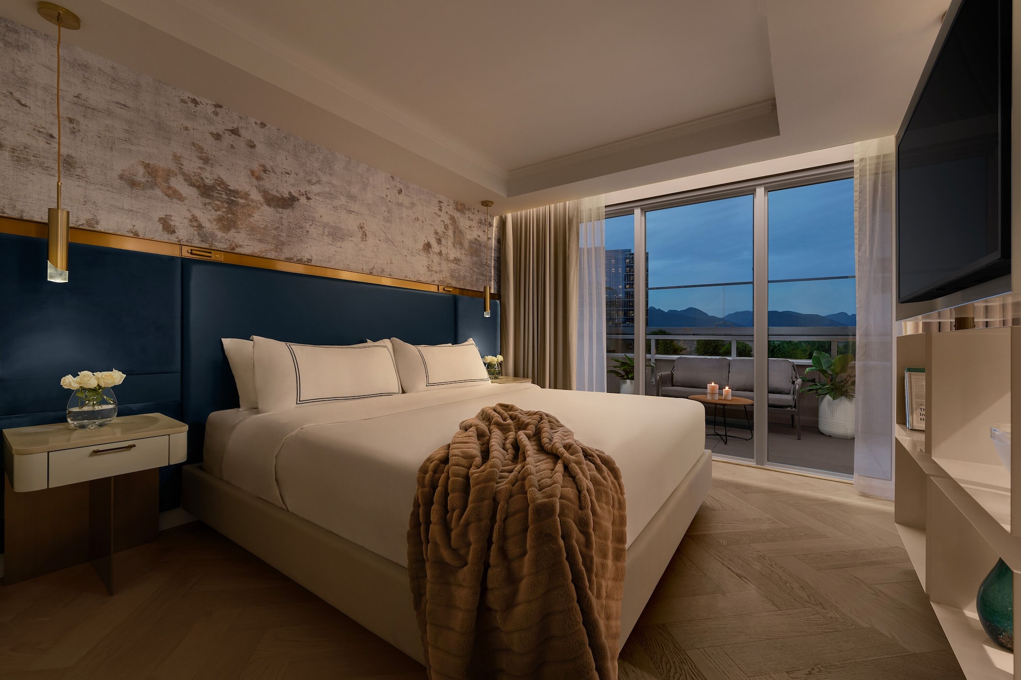 OPAL, PENTHOUSE, SUITE