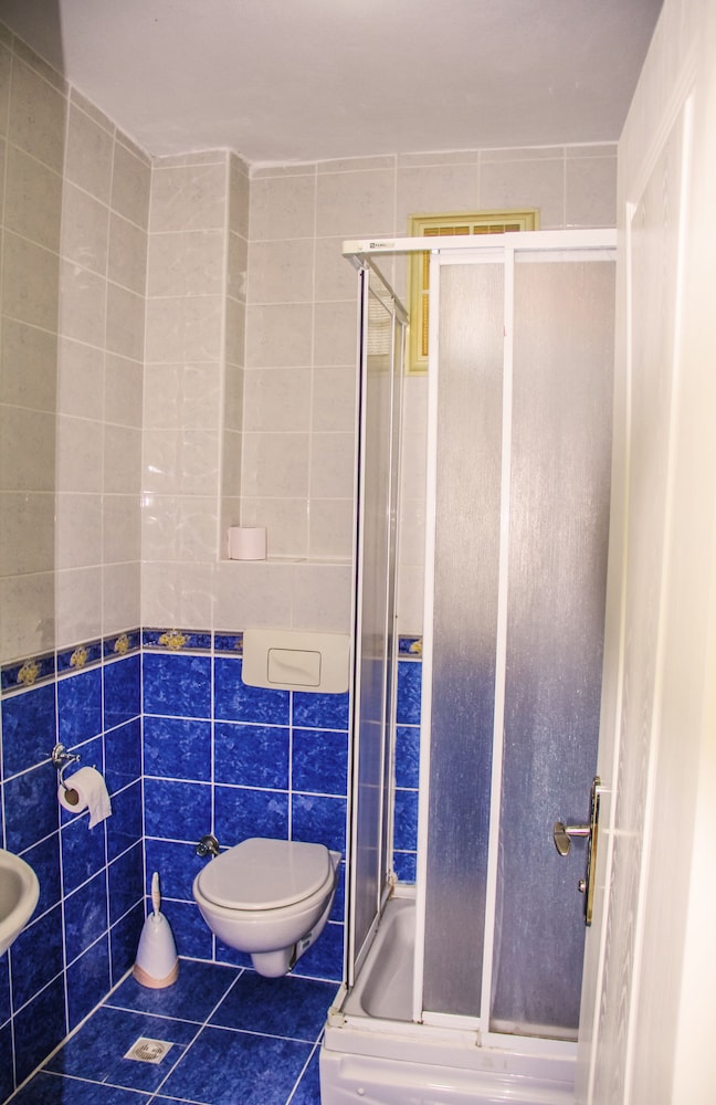 Aysev Hotel 39/42