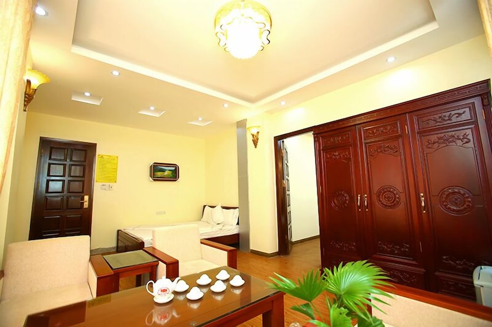 Thuan Thanh Hotel 8/50