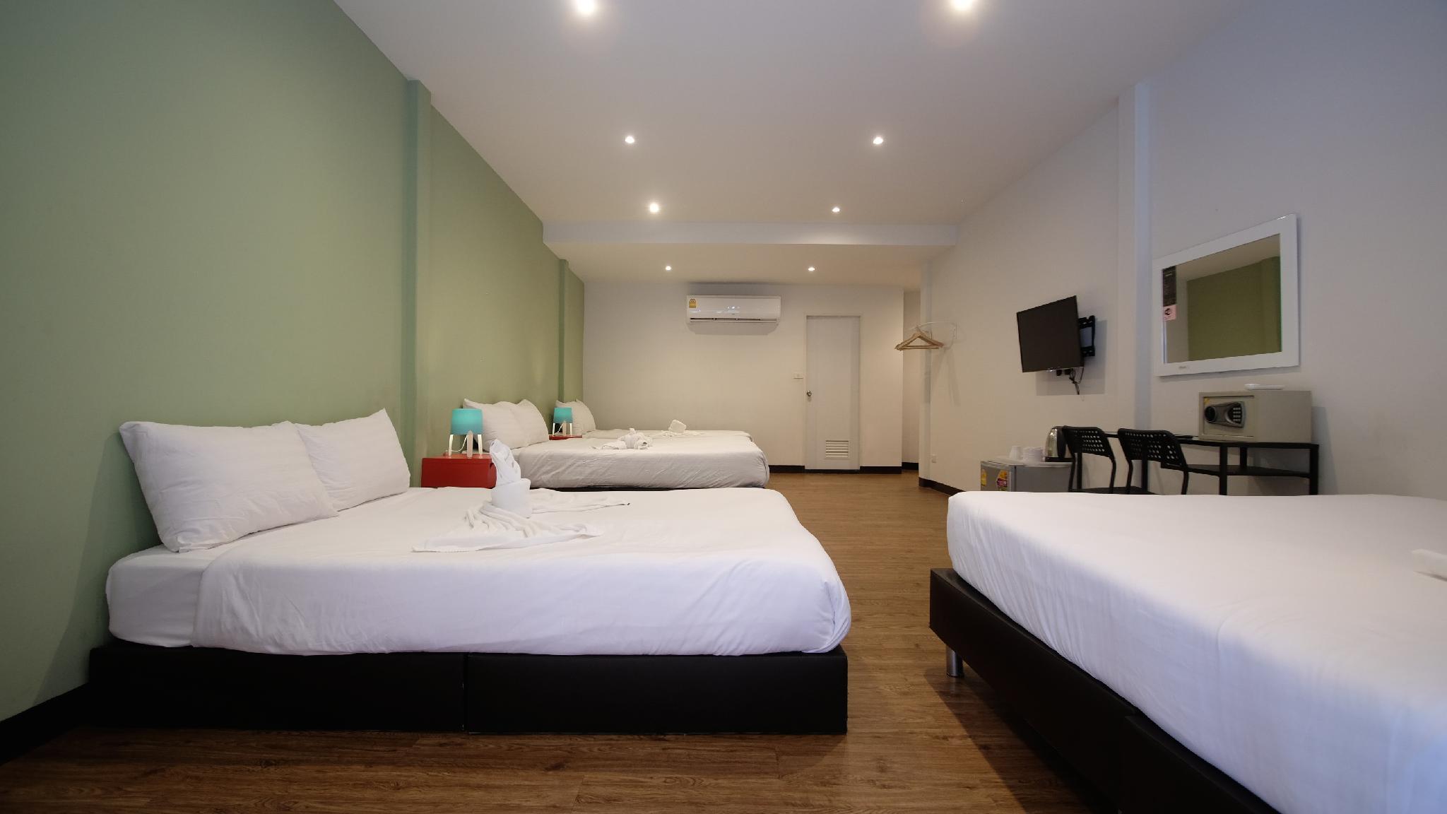 غرفة عائلية بسريرين كوين بإطلالة