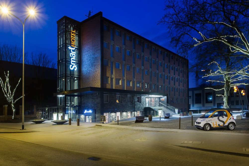Smart Hotel Garnizon 33/35