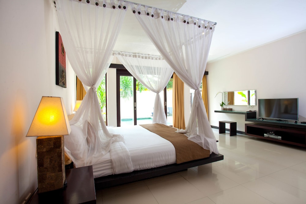 THE RISHI VILLA UMALAS 16/54