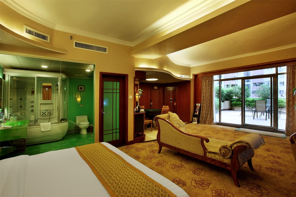 Hongfeng Hotel 43/50