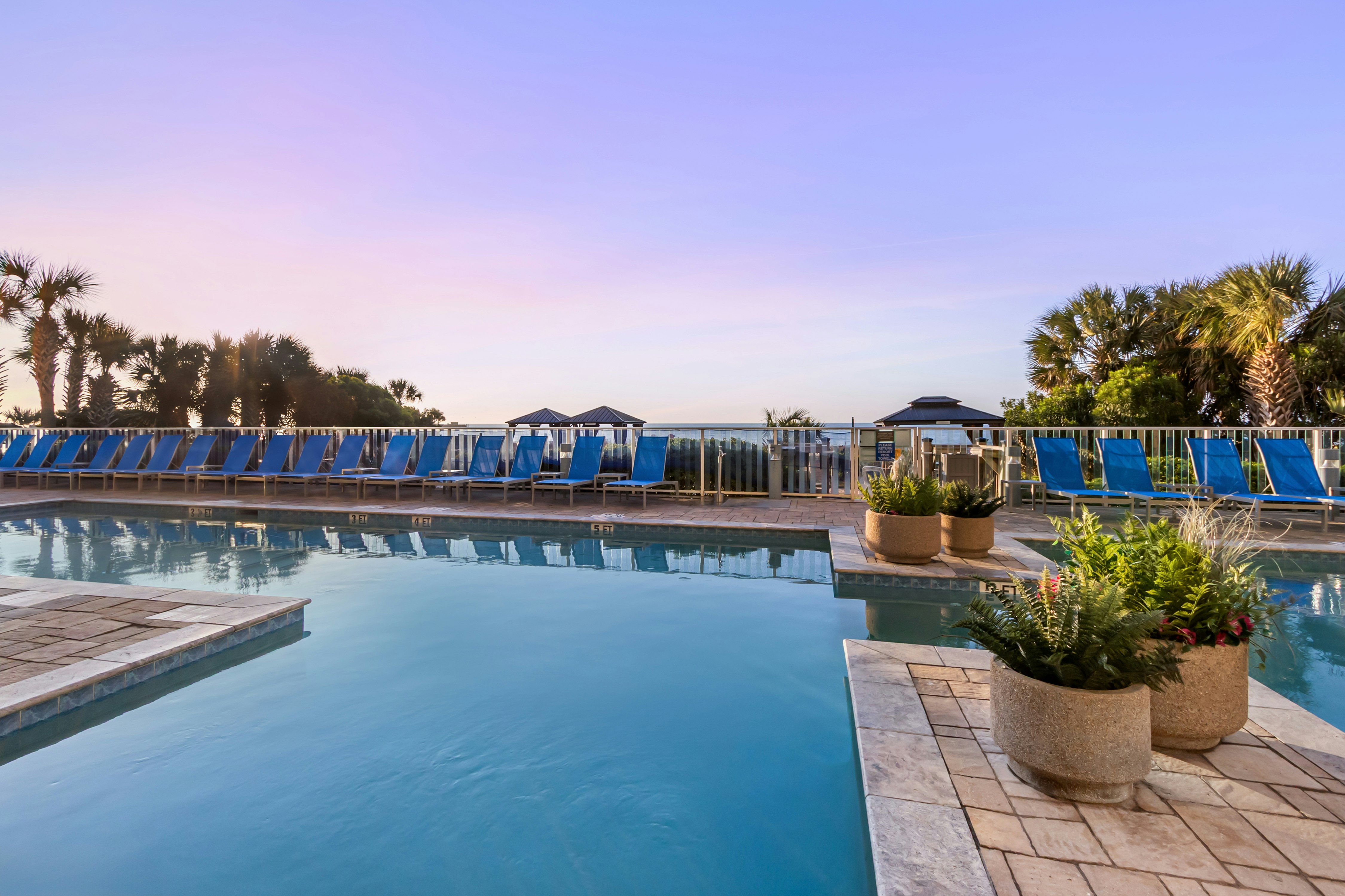 Hilton Grand Vacations Club Ocean 22 Myrtle Beach 67/70