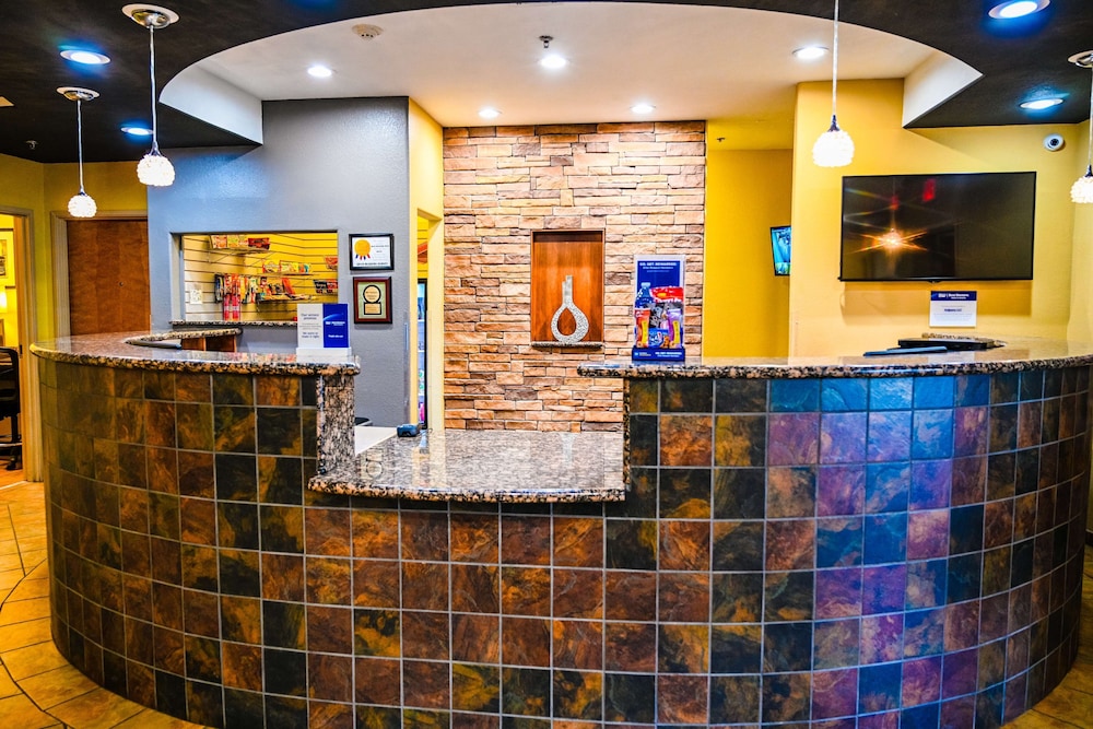 Best Western Plus Guymon Hotel & Suites 7/35