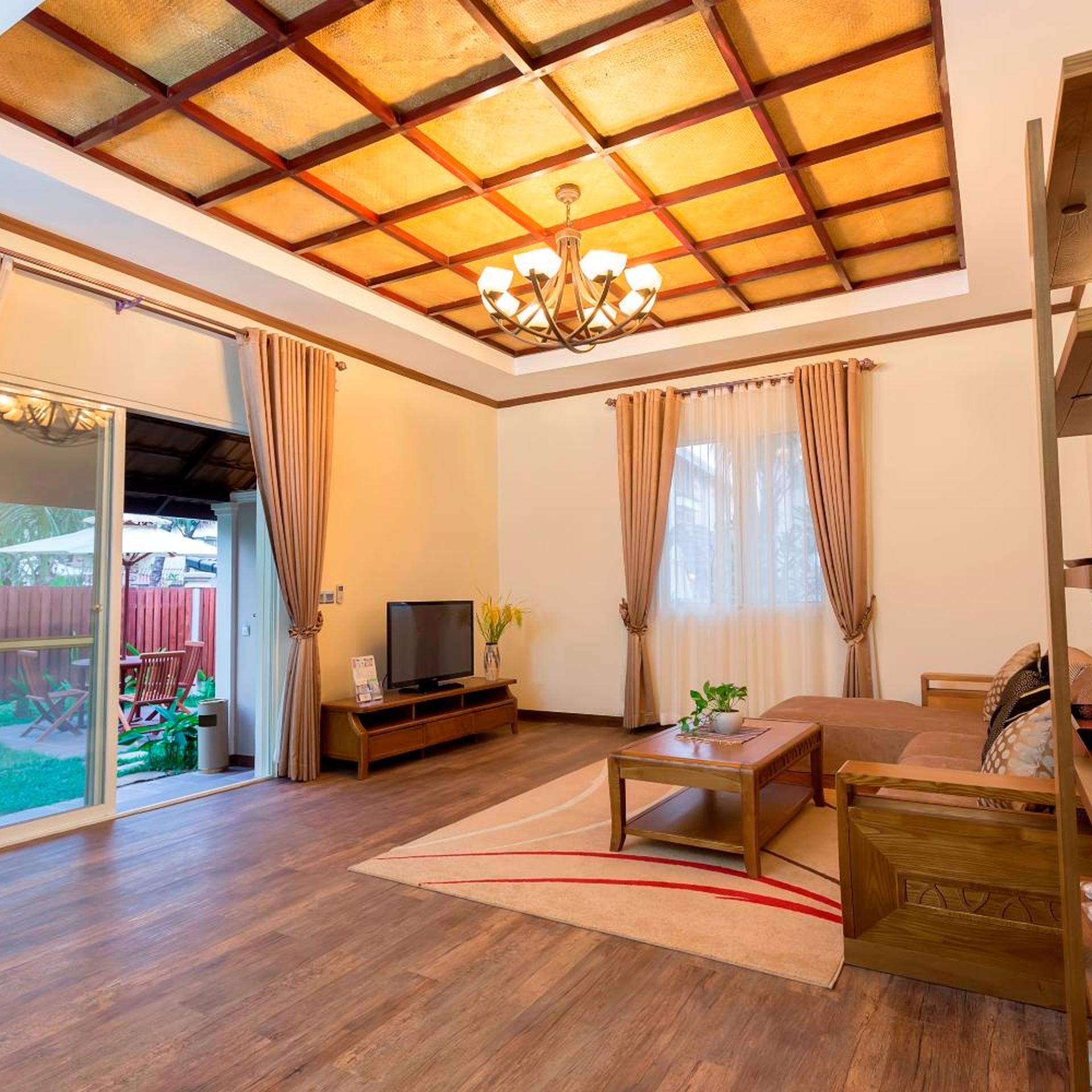 Bali Hotel 32/50