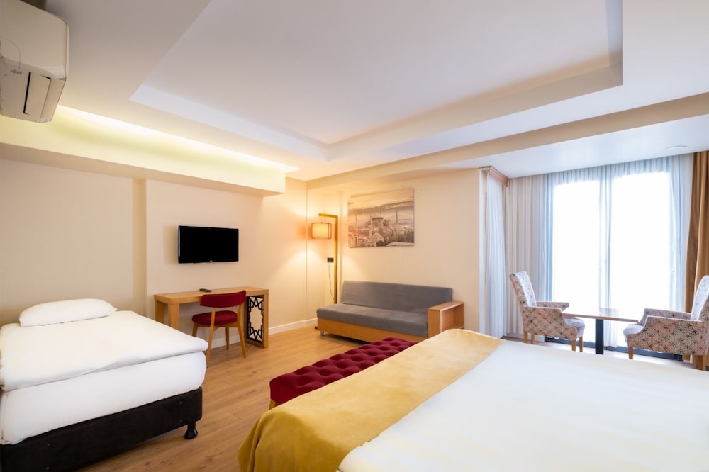 VVR Hotel 9/31