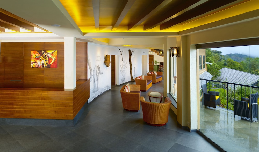 POETREE SAROVAR PORTICO 15/74