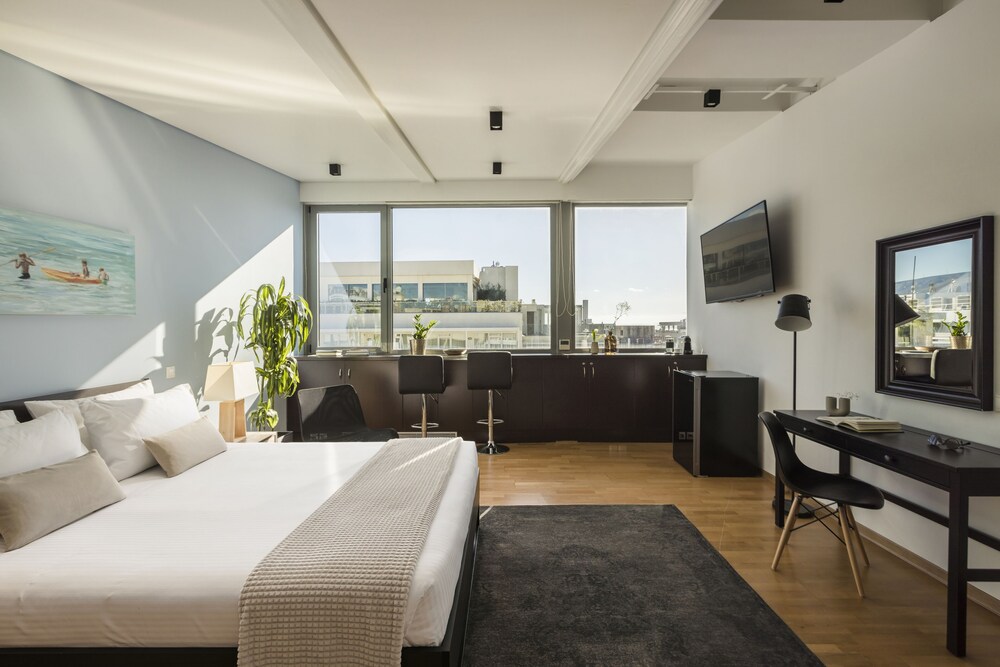 Aria Acropolis Suites 14/34