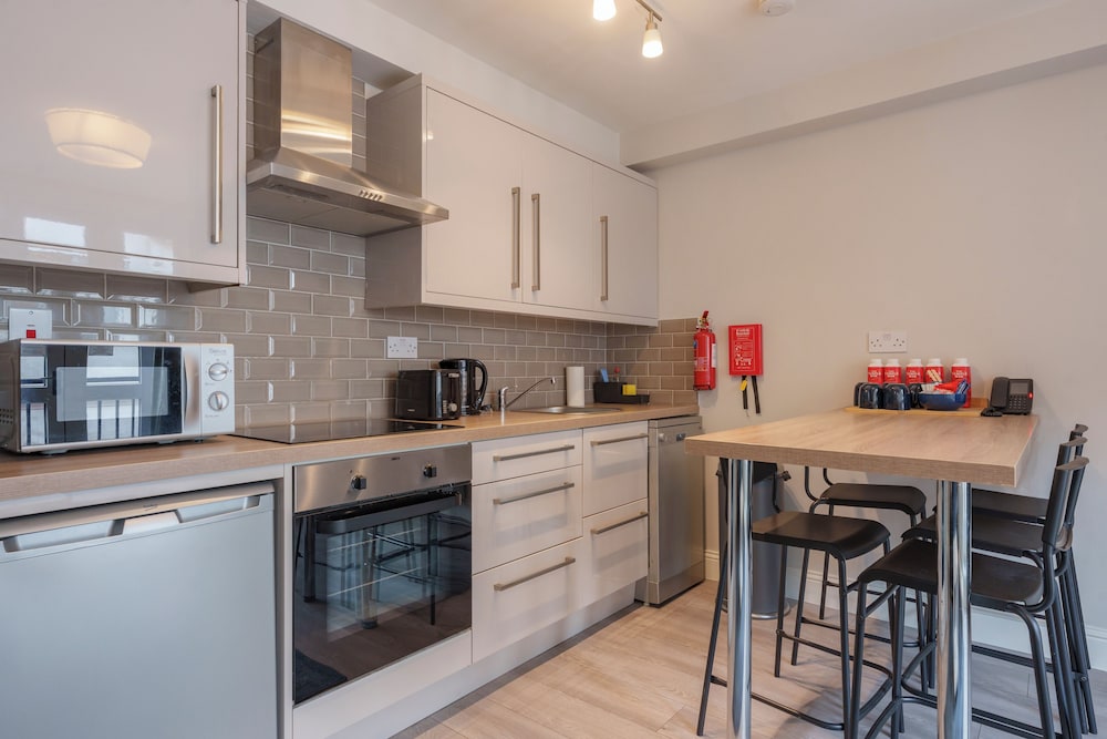 Temple Bar Lane - Adults Only 33/47