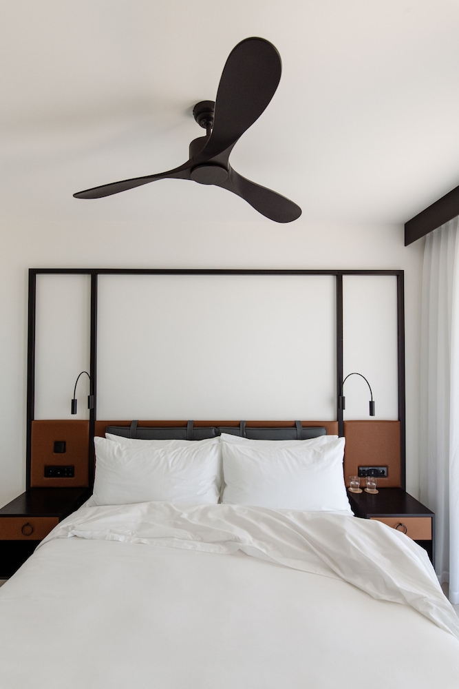 Deluxe, King Bed, Balcony