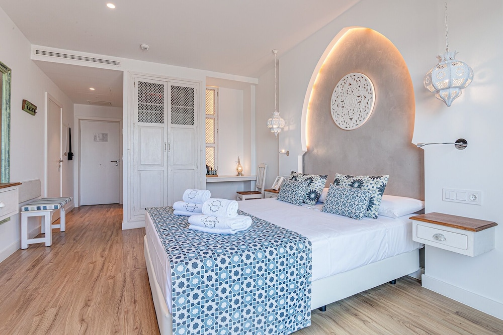 Hotel & Spa La Residencia Puerto 17/73