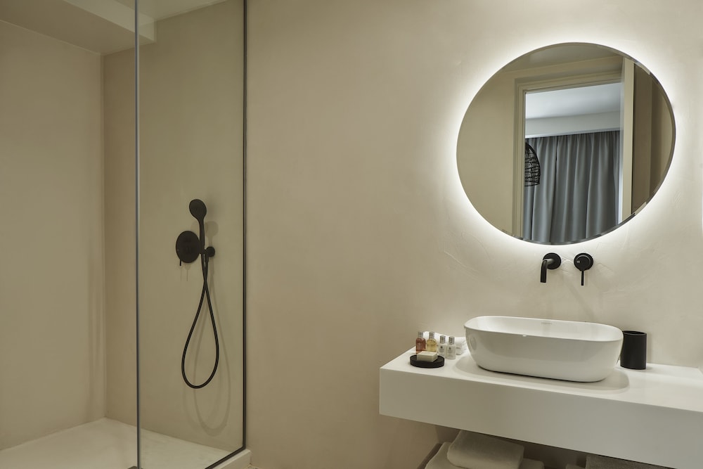 غرفة قياسية بسرير كينج، Vasi Hotel 4/4