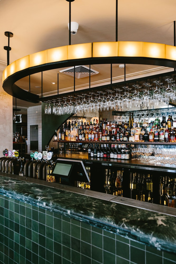 Coogee Bay Hotel Boutique 66/75