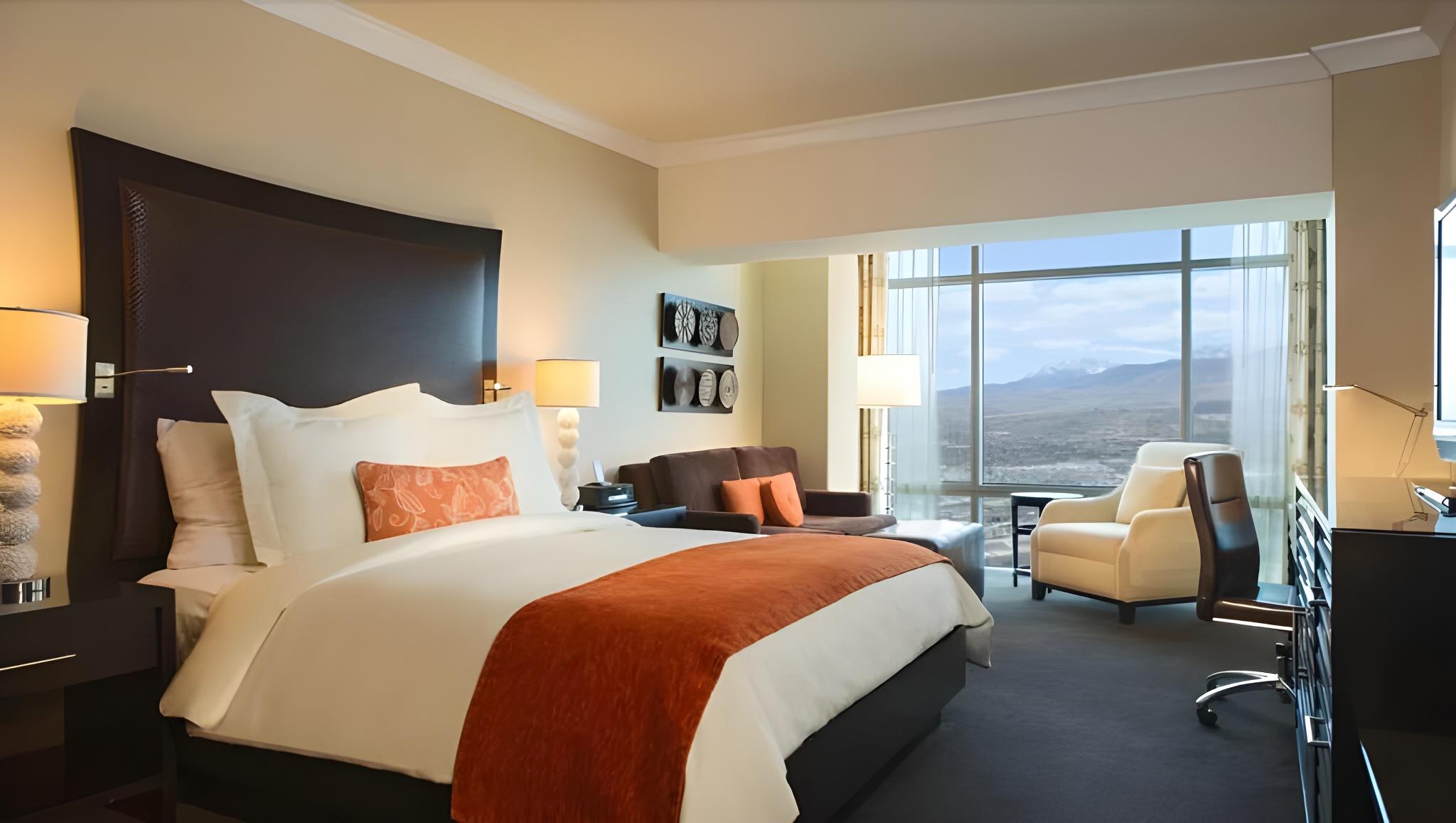 Room, Atlantis Tower