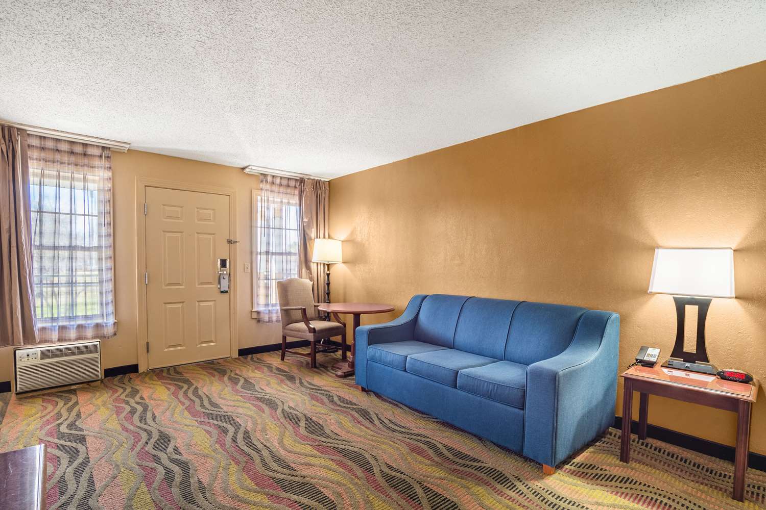 Quality Inn & Suites Santee I-95 17/31