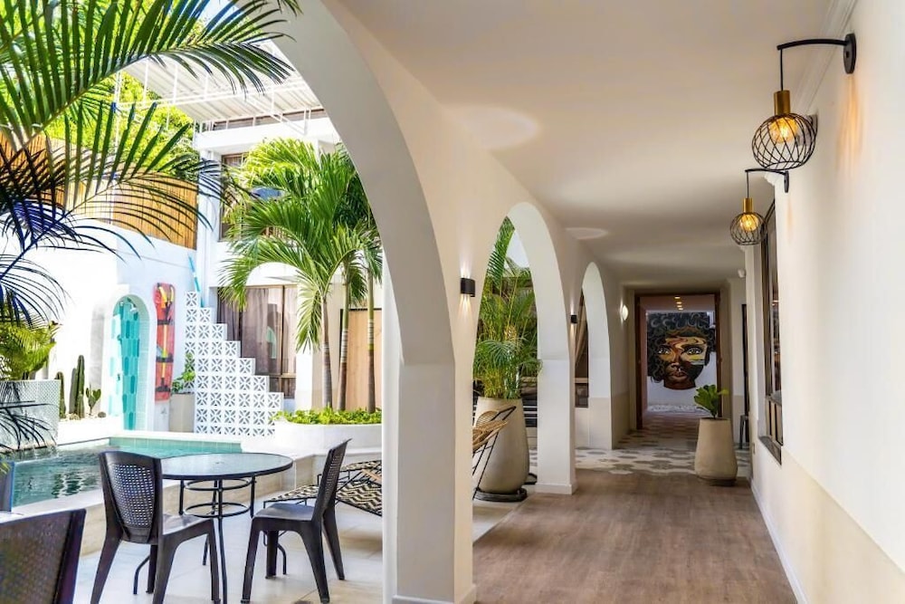 Casana Rosa Hotel 10/60