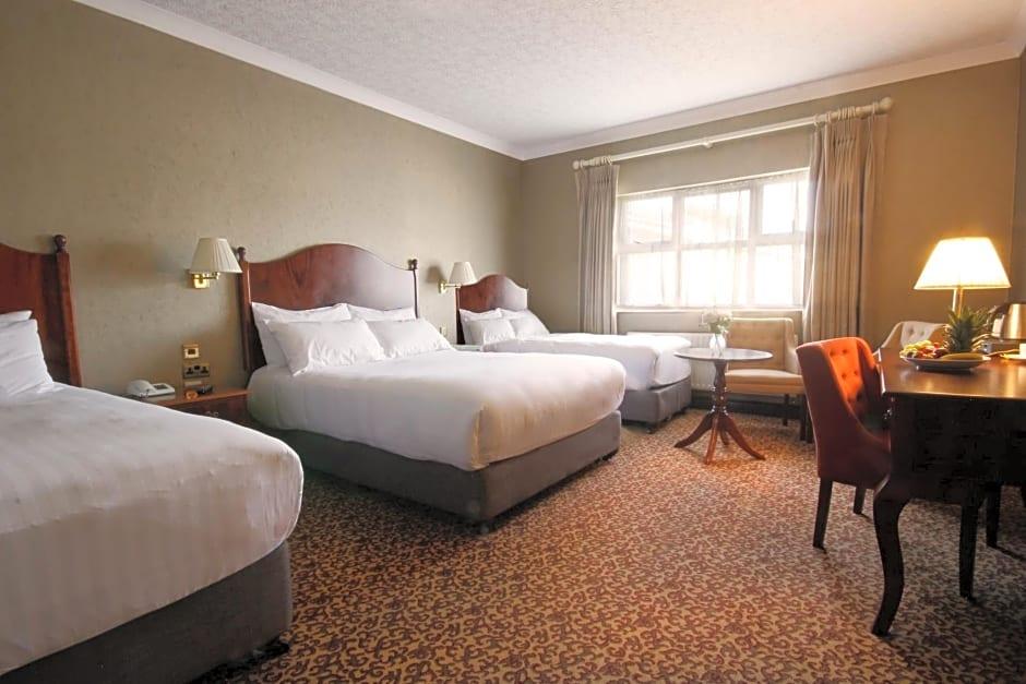 SEVEN OAKS HOTEL 15/46