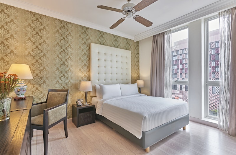 Village Hotel Albert Court 12/33