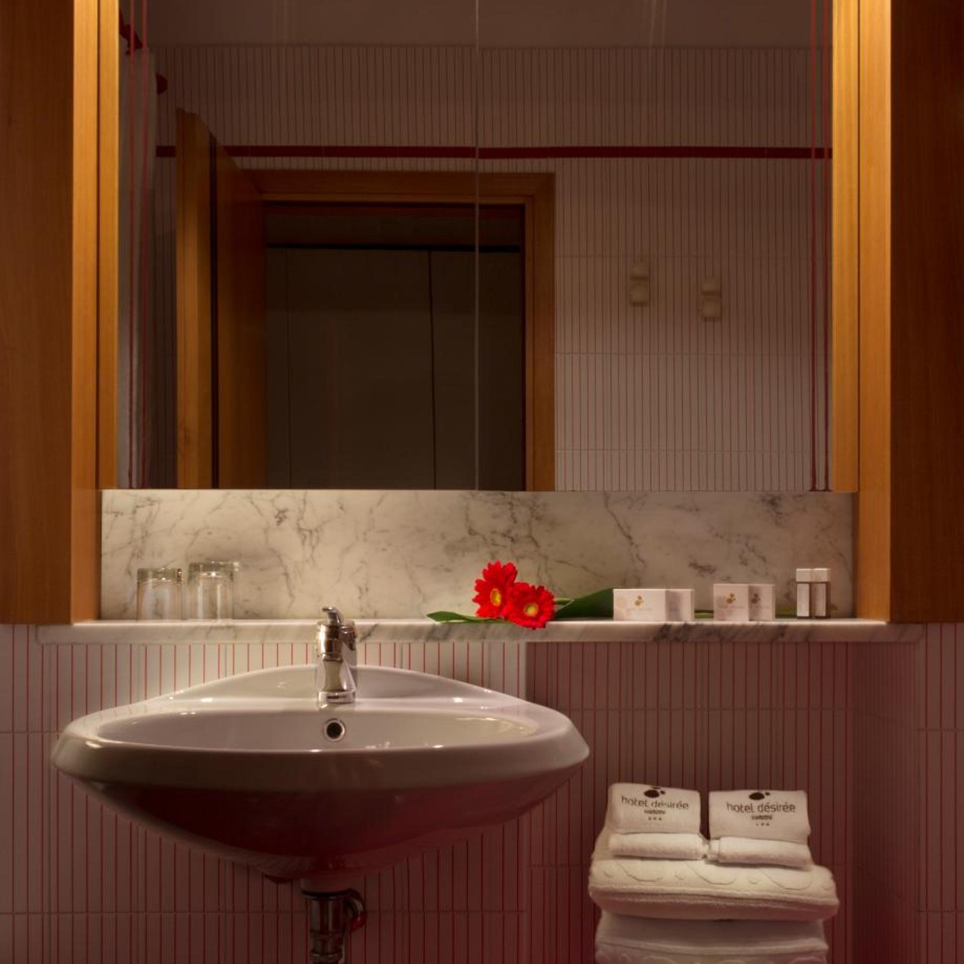 Superior, Triple, Hotel Desiree 7/7