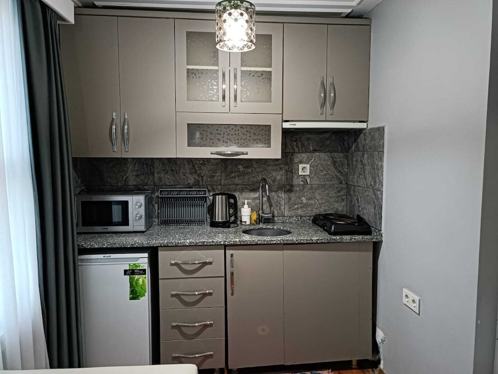 Jasmine Apartment 5/55