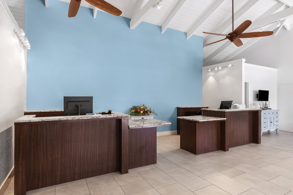 Elysian Beach Resort 15/82