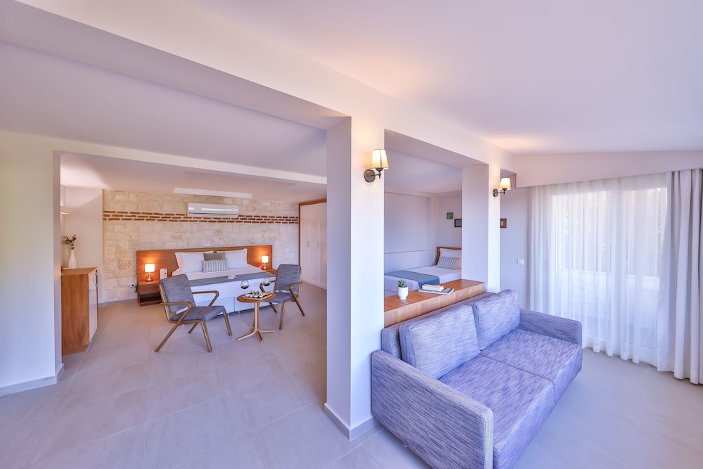 Olea Nova Boutique Hotel 42/73