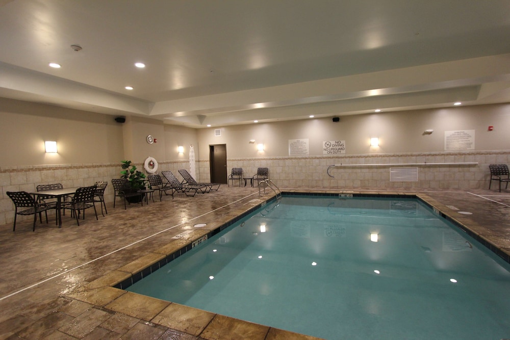 Hilton Garden Inn Findlay 3/80