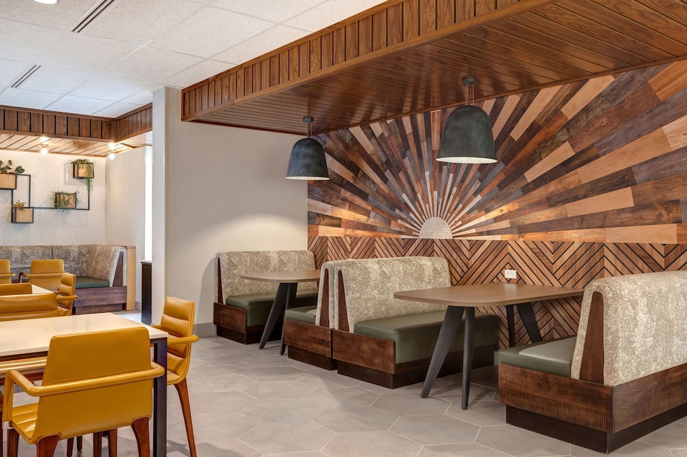 Fairfield Inn & Suites Minneapolis Downtown 20/28