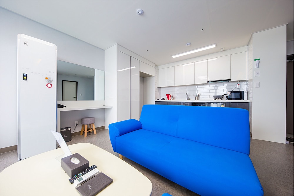 Shine Hotel 42/50