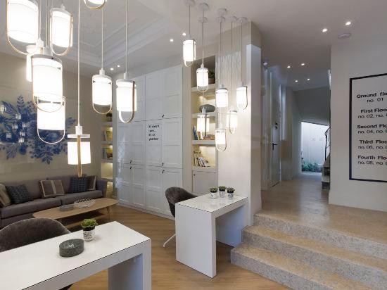 Great Living Koukaki Athens 10/14