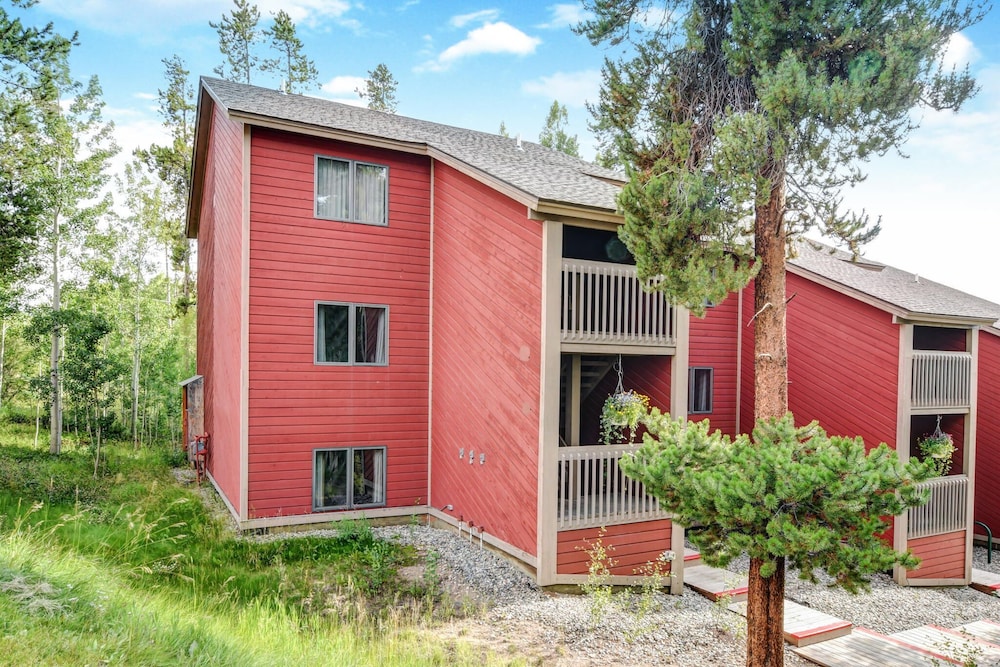 Indian Peaks Resort 6/50