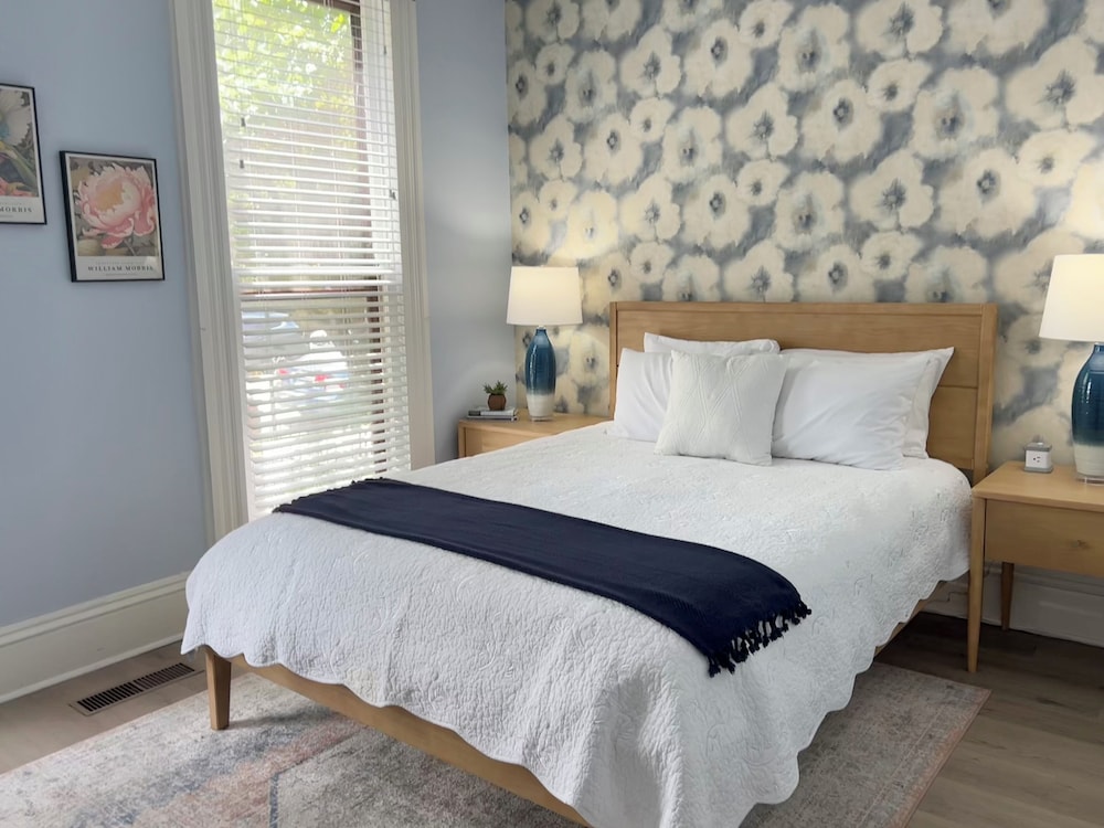 50 Lincoln Short North Bed and Breakfast 20/71