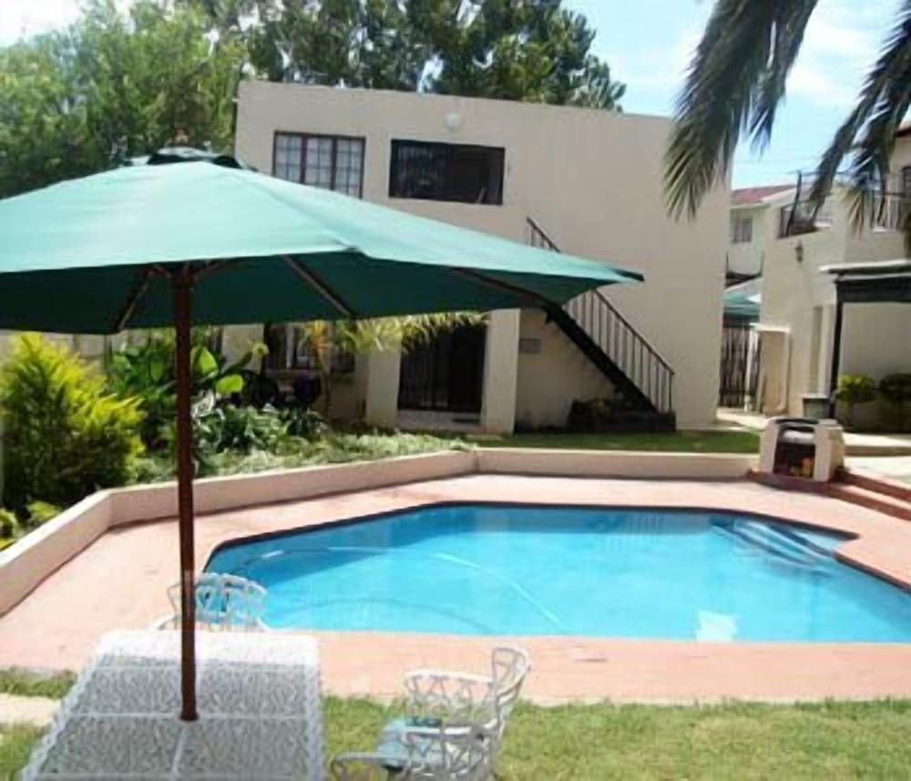Louhallas Bed & Breakfast 14/16
