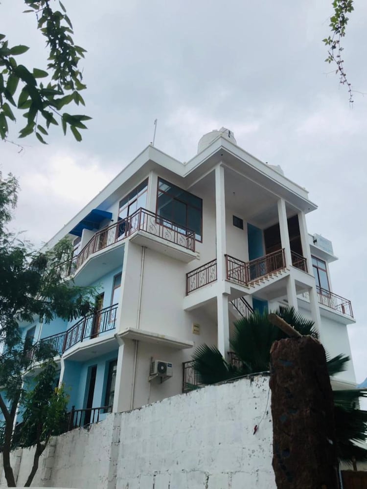 Mocco Beach Villa 3/78