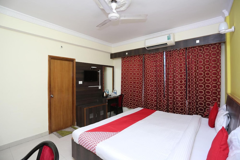 Hotel Ashoka Residency 18/36