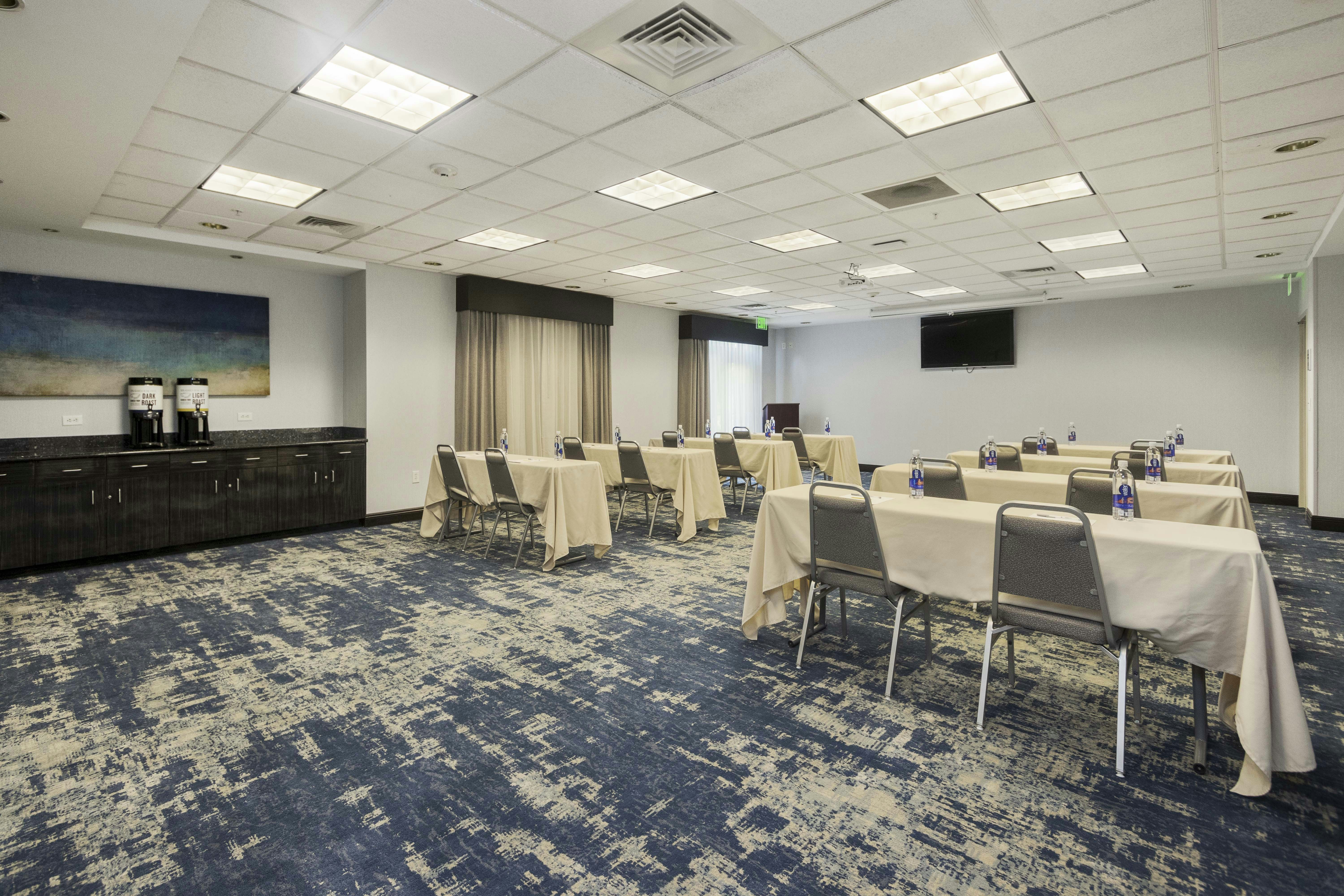 Hampton Inn Suites Orlando Apopka 13/15