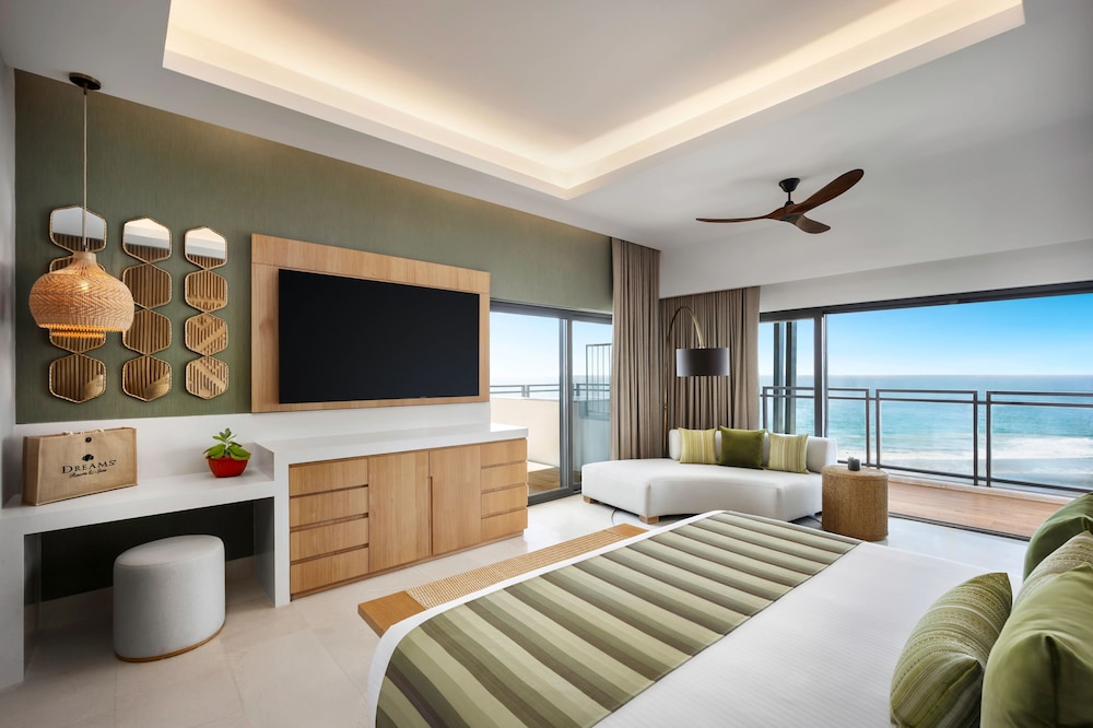 1 Bedroom, Presidential, Suite, King Bed, Ocean Front