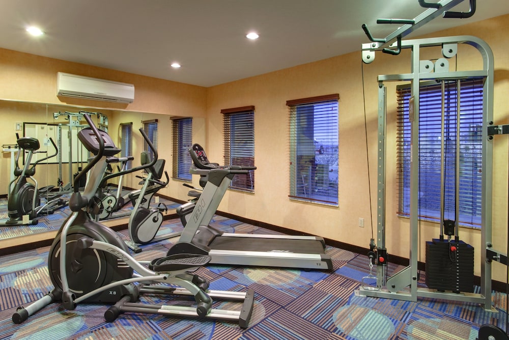 Holiday Inn Express Hotel Suites Albuquerque Airport 28/44