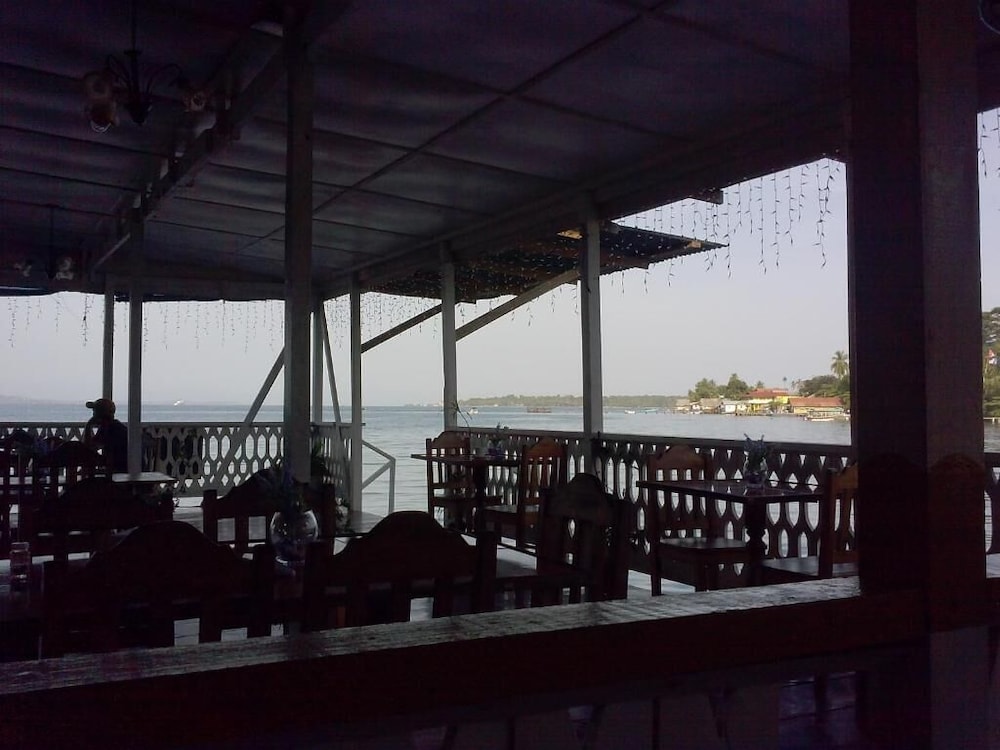 Hotel Caribbean View 45/50