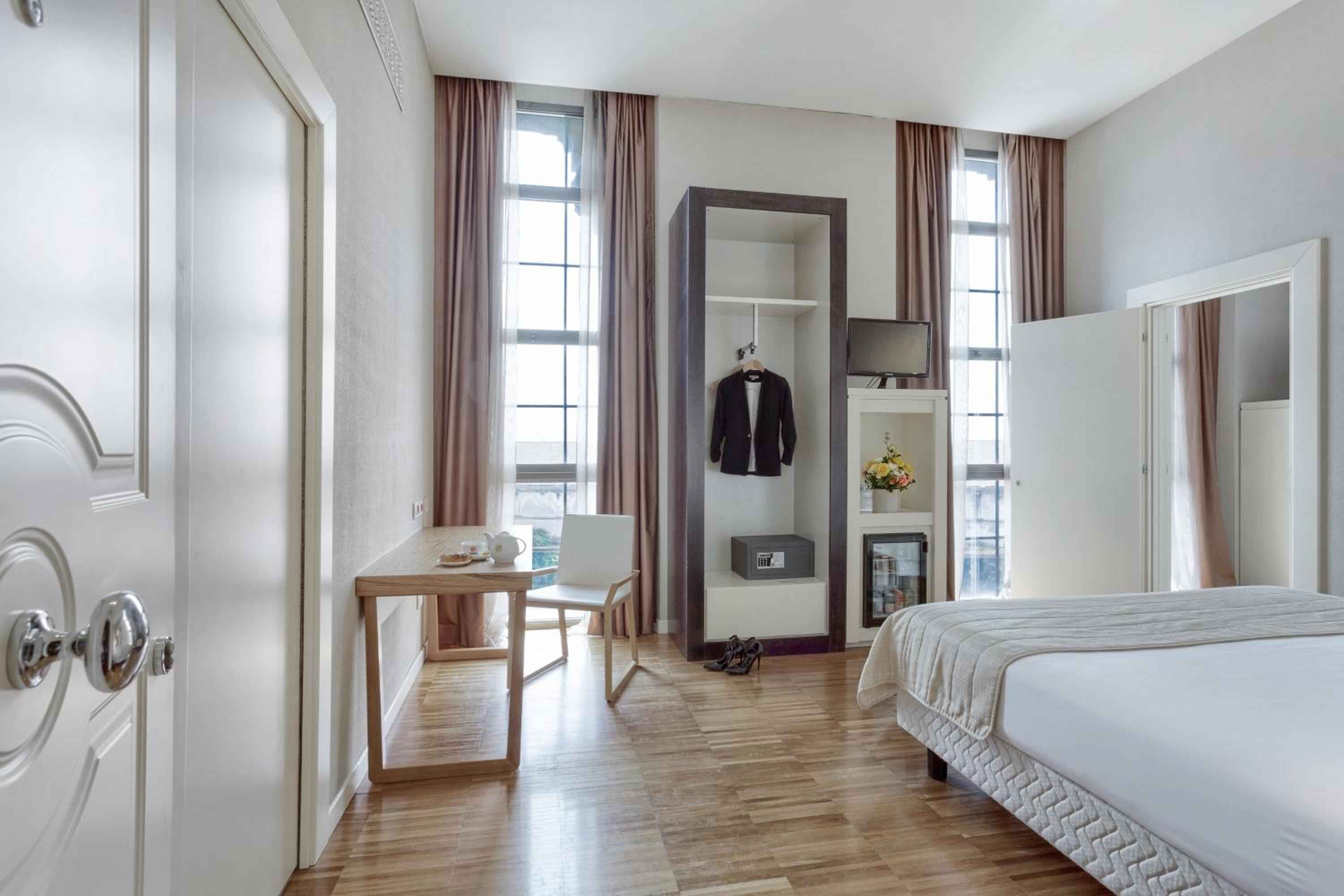 rooms