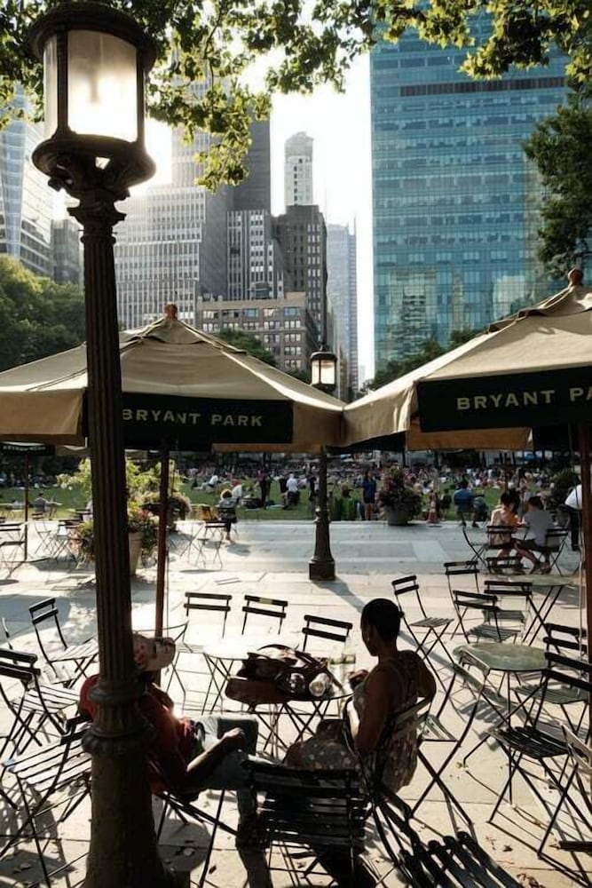 Executive Hotel Le Soleil New York 55/58