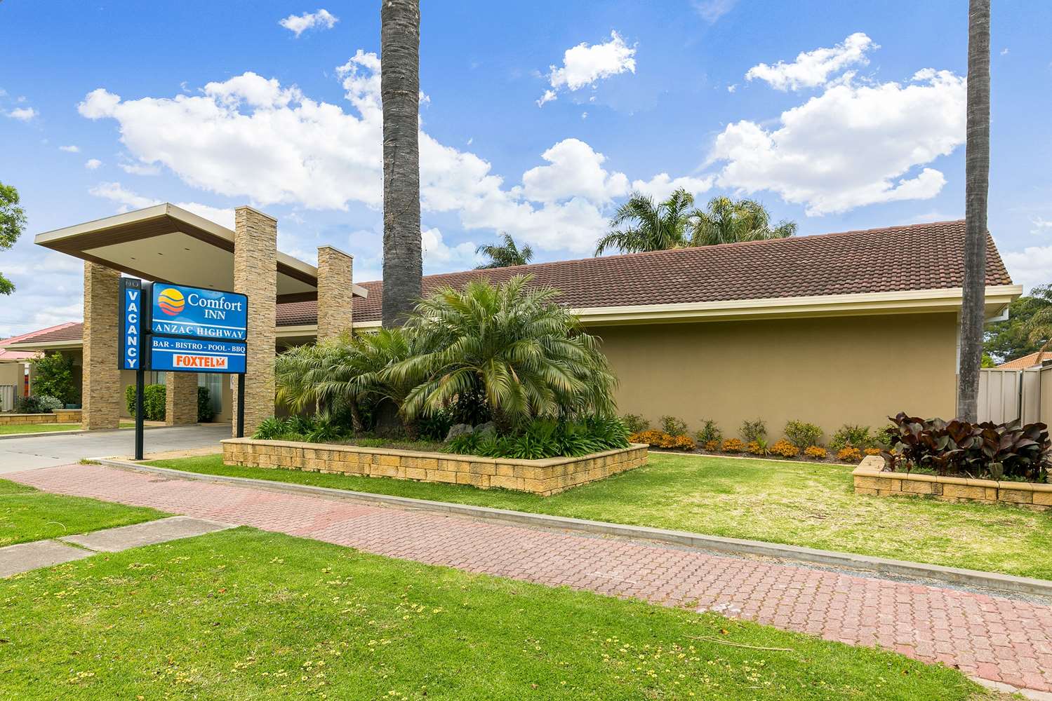 Comfort Inn Glenelg, SA 7/12